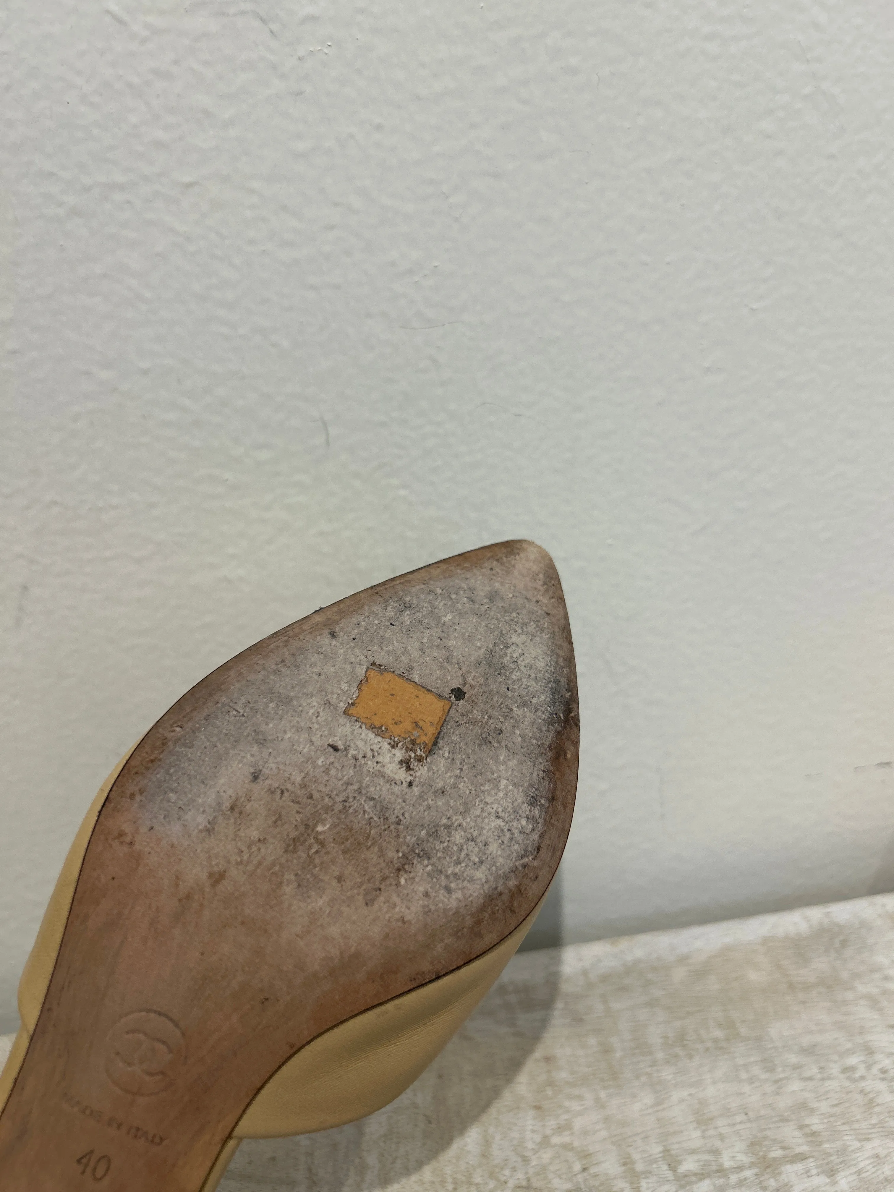 Chanel Shoes, Beige & Black Pointed Toe Slingback Heels (size 40)