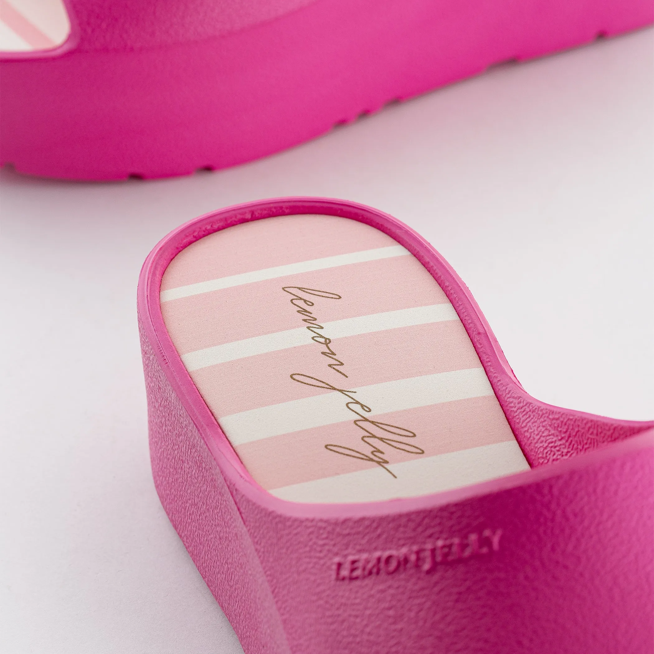 *FINAL SALE*Solis - Fuschia