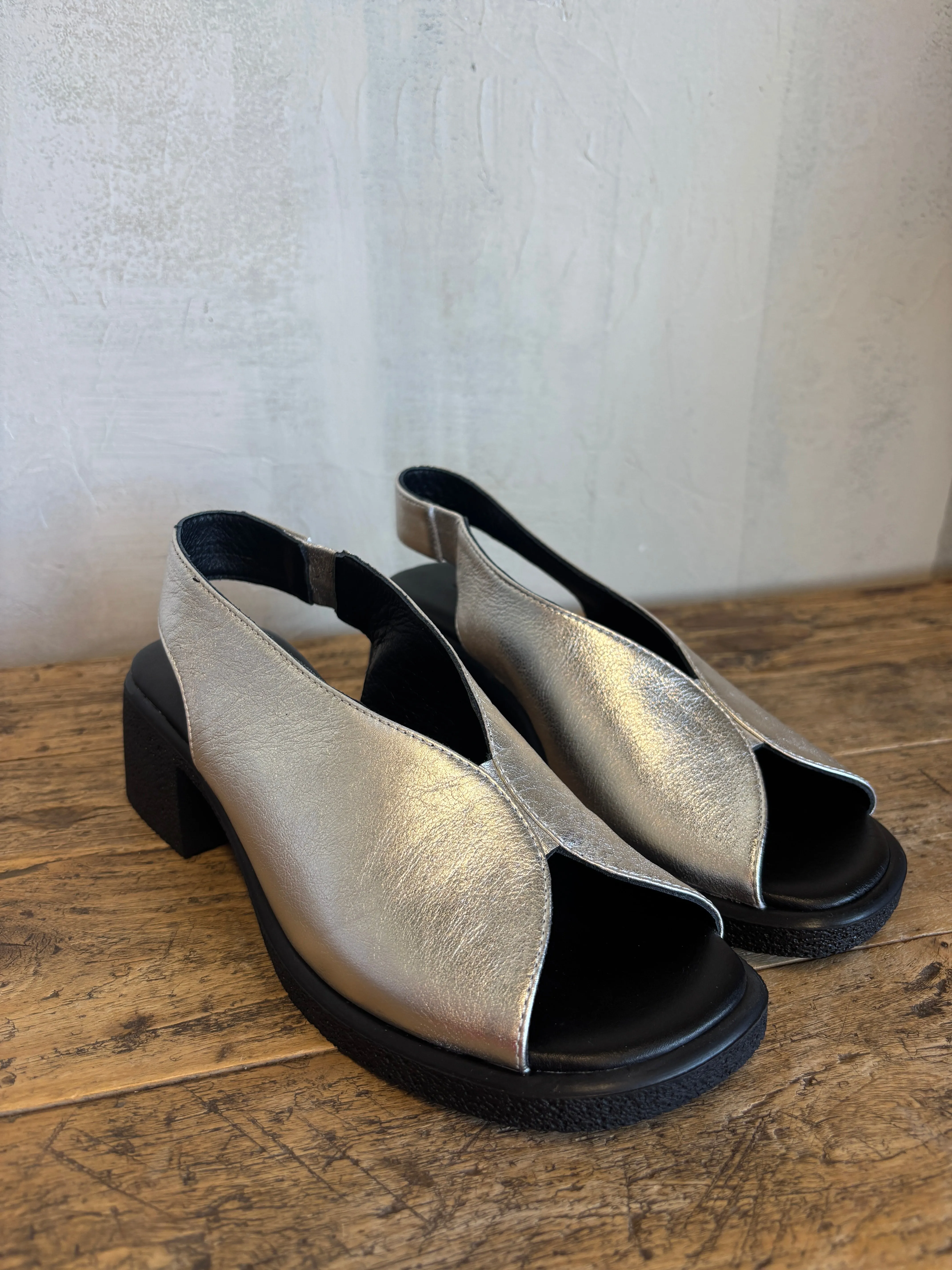 OT Lady Sling in Silver