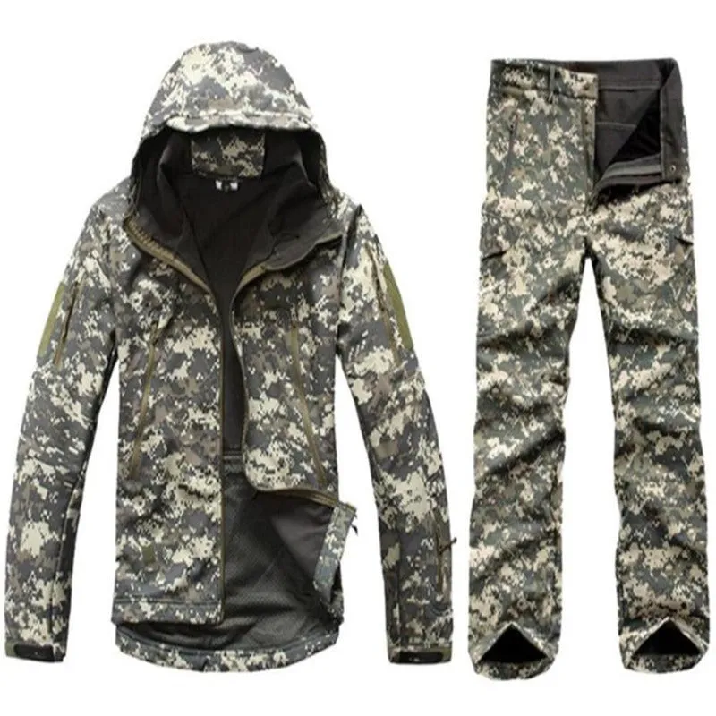 Outdoor Tactical Soft Camouflage Jacket Set